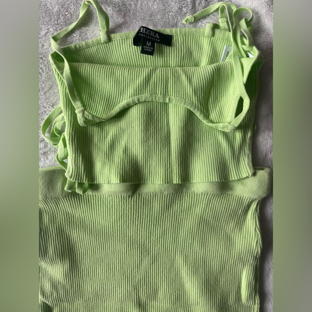 Hera Collection 2 piece . Neon green color, top with skirt . Size MEDIUM.